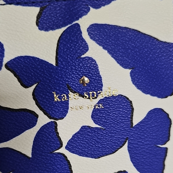 KATE SPADE🔥🔥HOST PICK🔥🔥 Large Butterfly Print Tote Bag - Picture 3 of 13